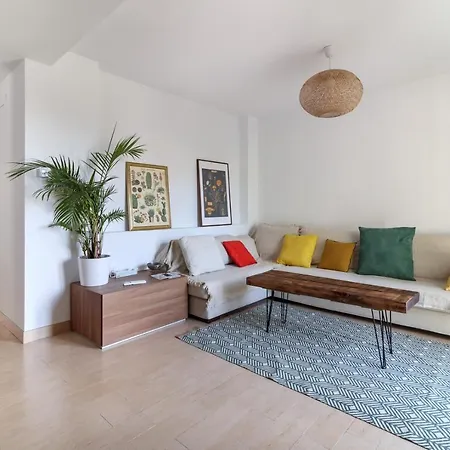 Beautiful Duplex-city Center. Parking By The House Holiday home