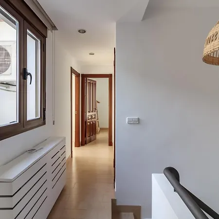 Beautiful Duplex-city Center. Parking By The House *